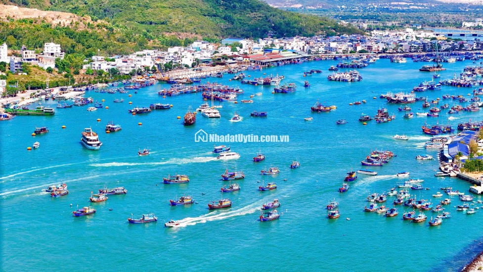 VIN PHÚ QUÝ: Đẳng Cấp Sống Thượng Lưu Hướng Biển Tại Nha Trang